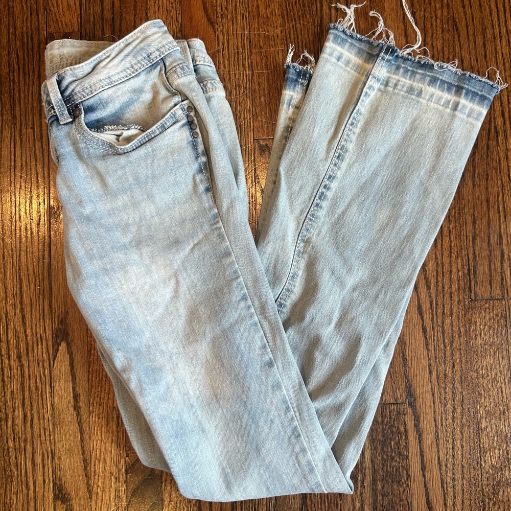 Light Blue Distressed Women's Jeans